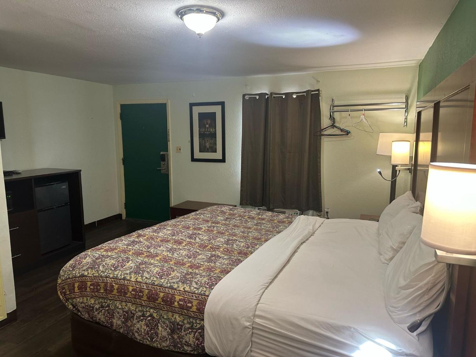 Hillcrest Motel By Oyo Aurora Near Lawrenceburg Εξωτερικό φωτογραφία